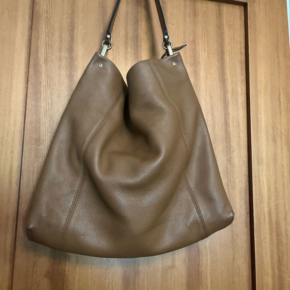 Michael Kors - Picture 2 of 4